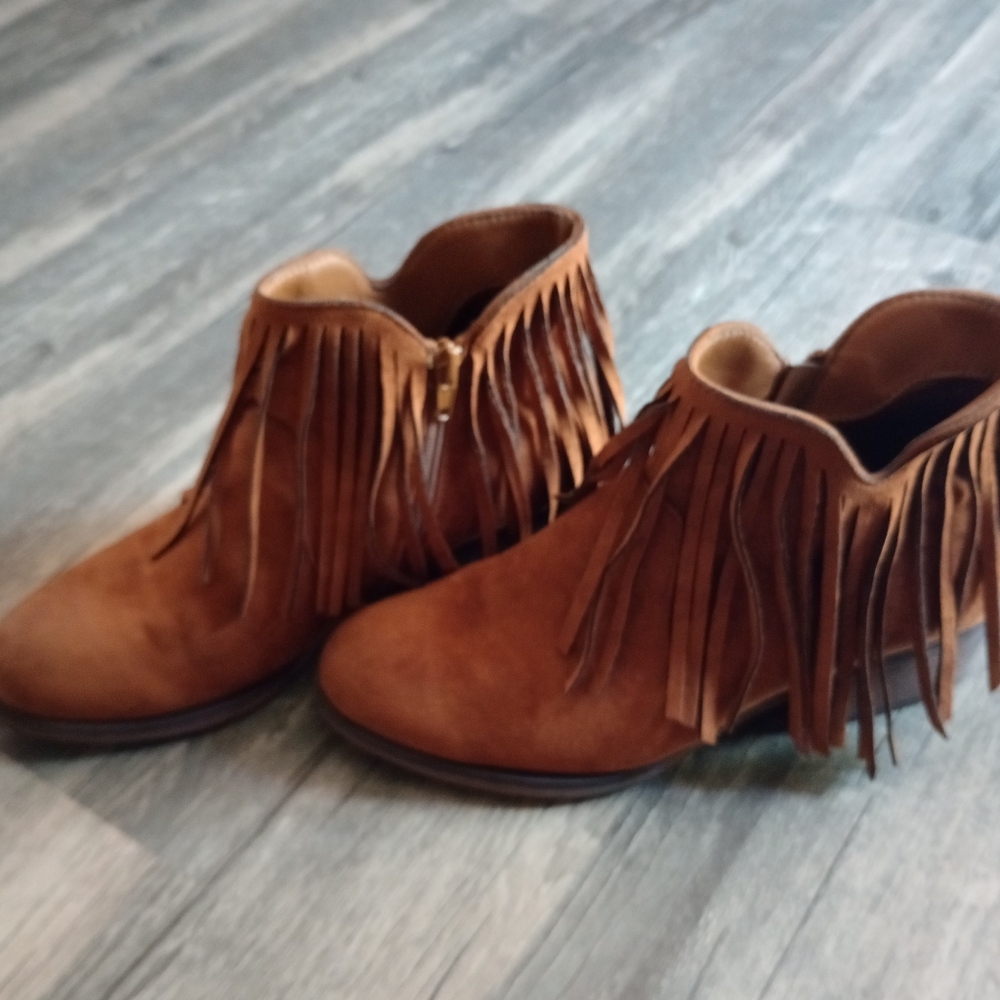 Pierre Dumas fringe boots